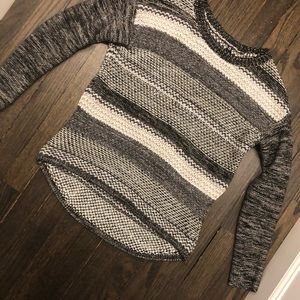 GLITTER-PATTERNED HI-to-LO WINTER SWEATER🌬❄️☃️